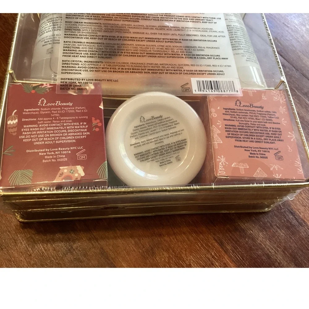 Love Beauty Gingerbread House Bath Body Gift Set 6pc Mulled Wine White Tea New‎